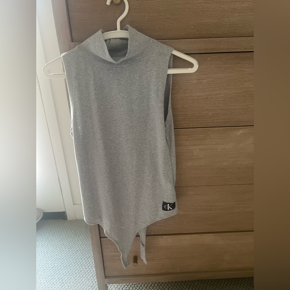 NWOT-Calvin Klein body suit